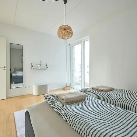 Unique 4-bedroom With Panoramic Sea View Apartament