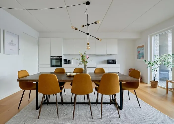 Unique 4-bedroom With Panoramic Sea View Apartament *