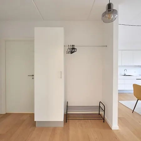 Unique 4-bedroom With Panoramic Sea View København